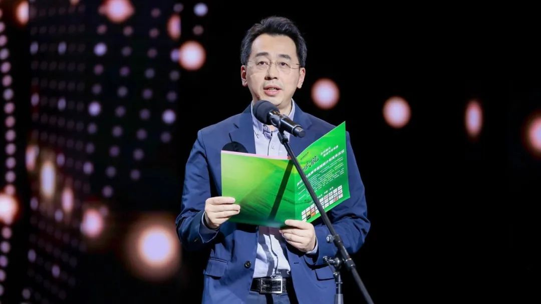 六起典型案例通报,六大纪律典型案例