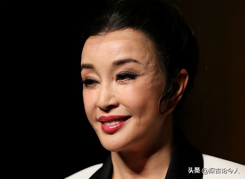 刘晓庆70岁演少女是不是真的,40岁刘晓庆惊艳美照