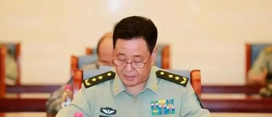 警察警衔对应的军衔是什么,军官警衔对应军衔的级别