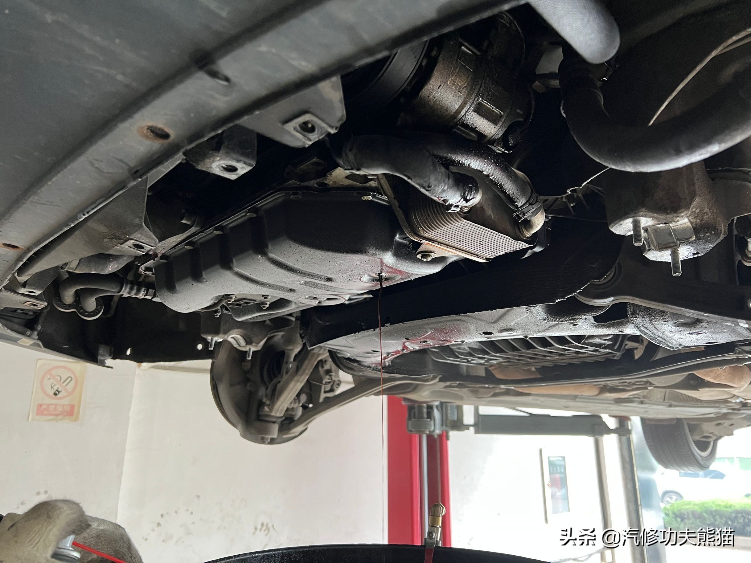 08年奥迪a6l机油压力不足,10年奥迪a6l2.8烧机油严重