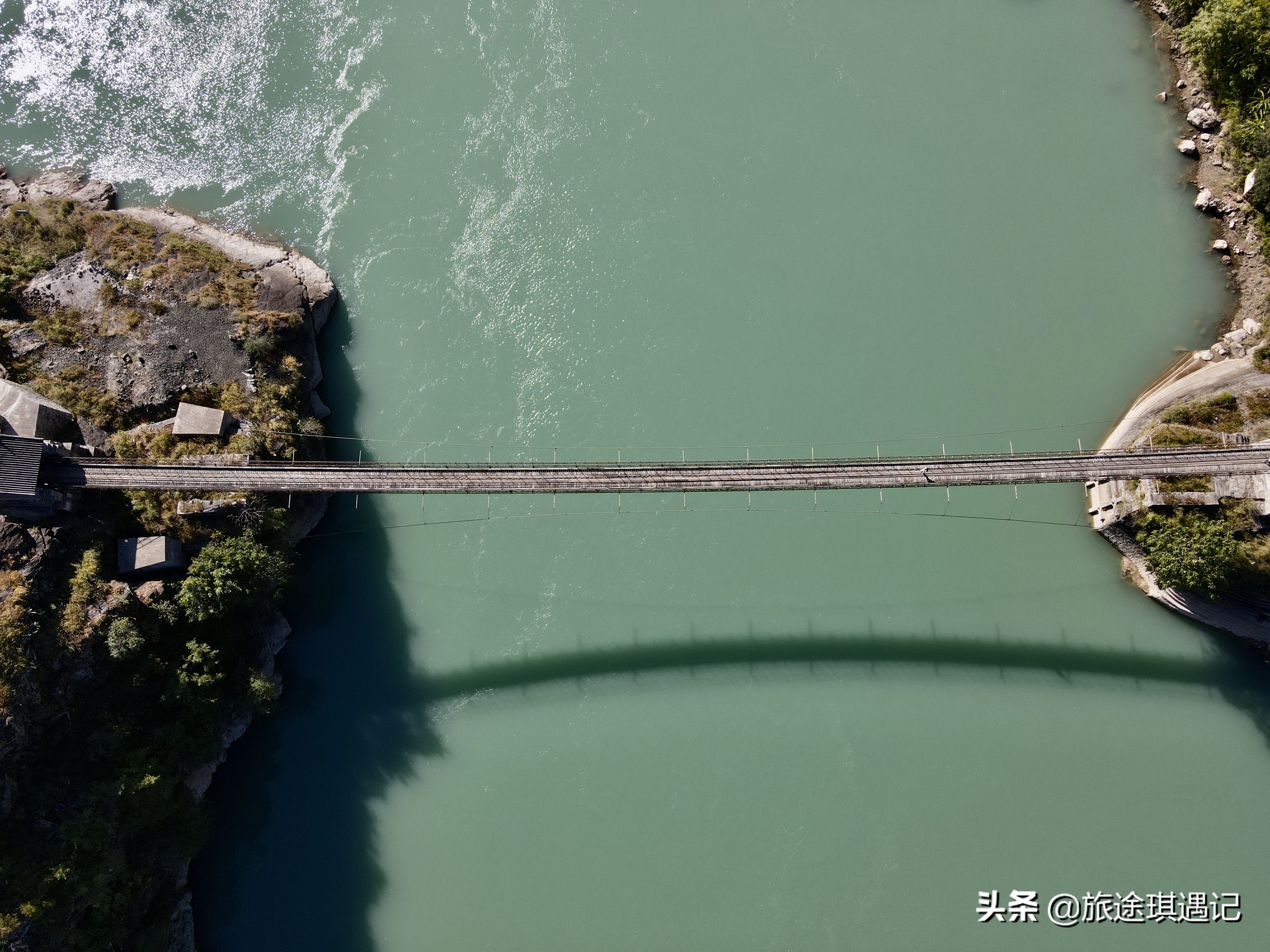 万里长江第一桥是哪里,素称万里长江第一桥