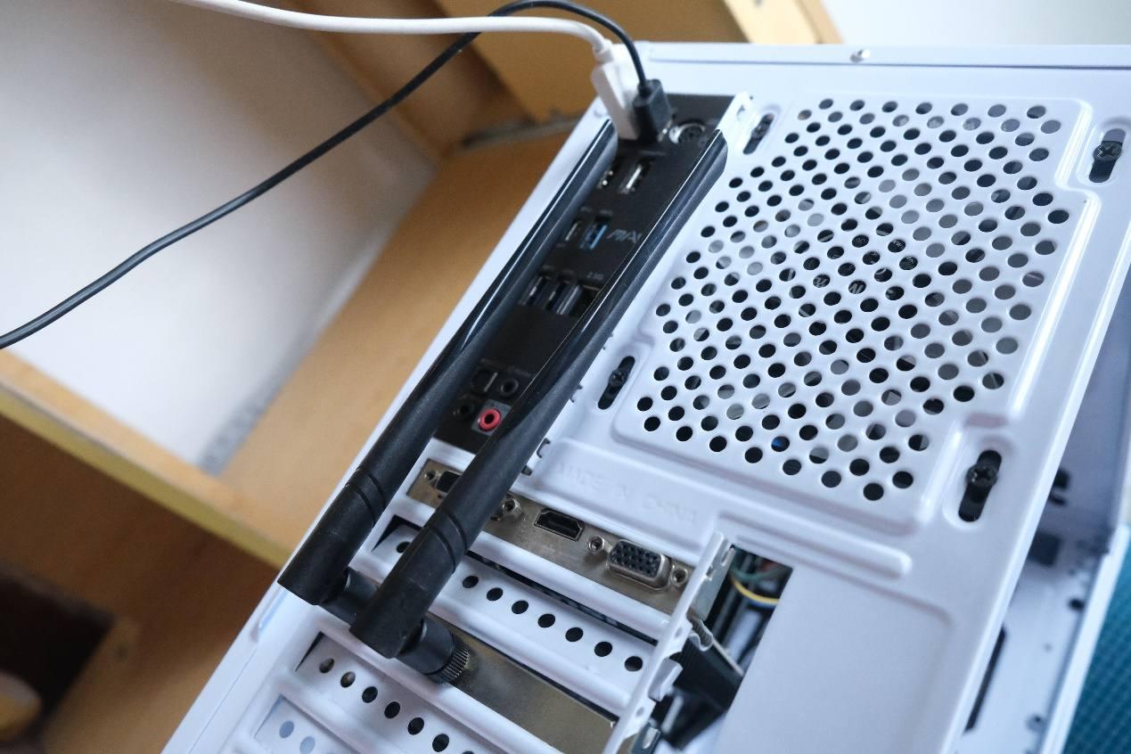 2023年了，还有人分不清随身WiFi和无线网卡？内行人说：看这里