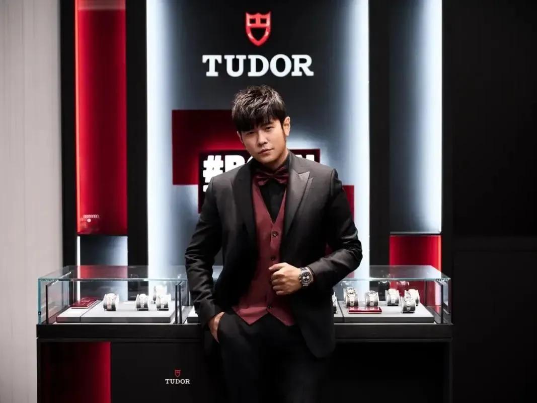 截止2020周杰伦代言了哪些品牌,周杰伦什么时候代言的可比克薯片