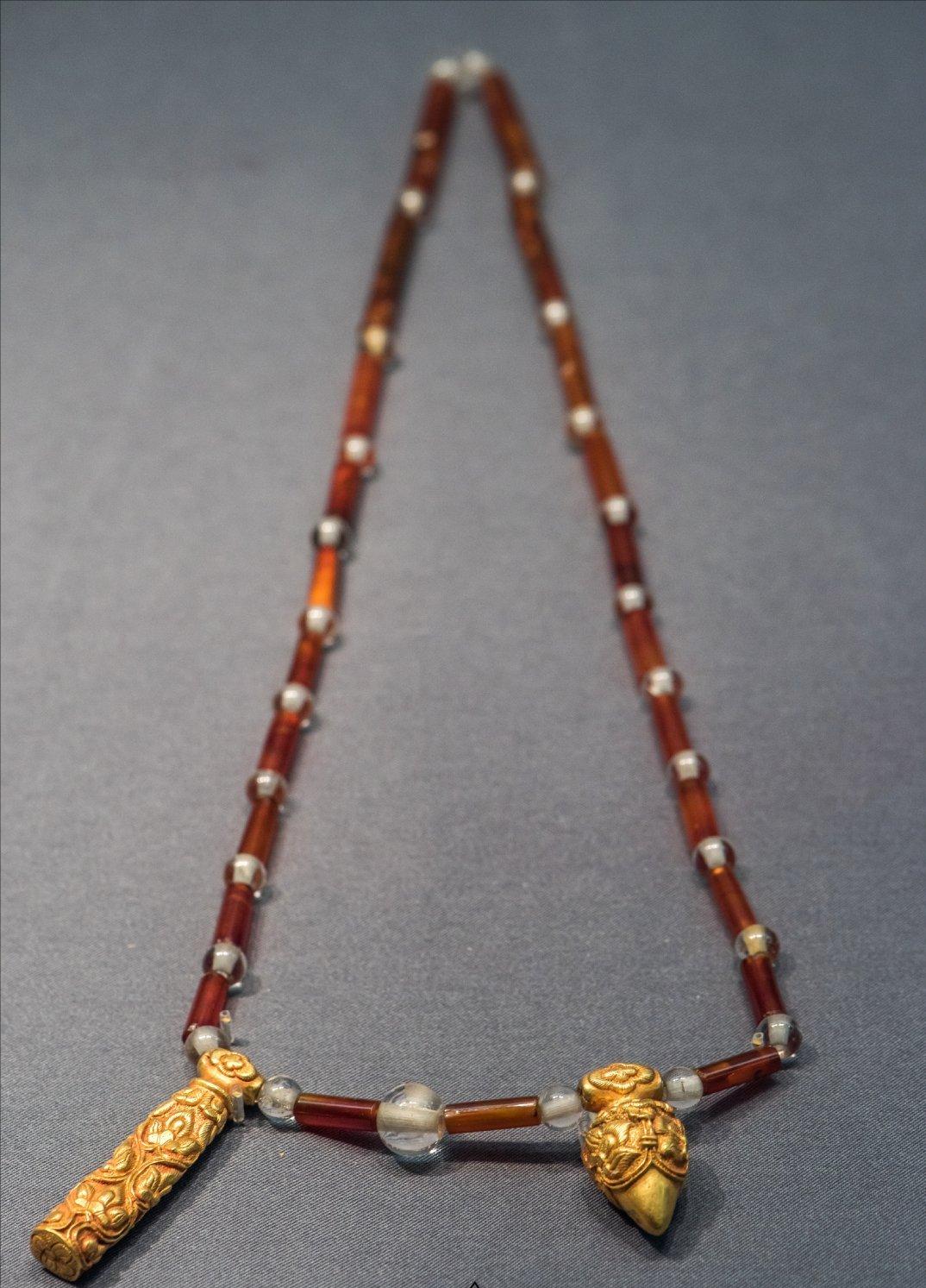 无瑕胜玉美至洁过冰清的意思,无瑕胜玉美