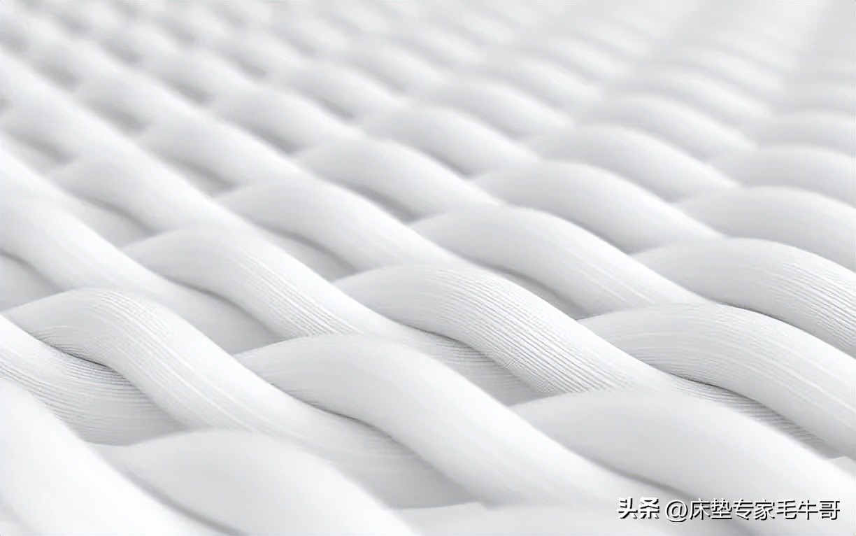 为什么酒店床垫比普通床垫舒服 (星级酒店的床垫和正常床垫的区别)