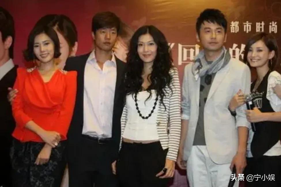 无戏可拍、直播被嘲，不止冯绍峰，这7位男星离婚后境遇格外一致