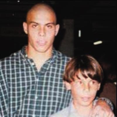 纳达尔红土之王原因,2001年拉斐尔·纳达尔转入职业网坛