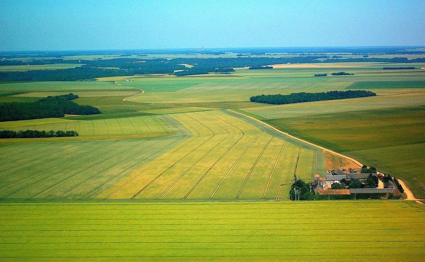 法国和德国哪个国家最好,法国和德国地理条件对比