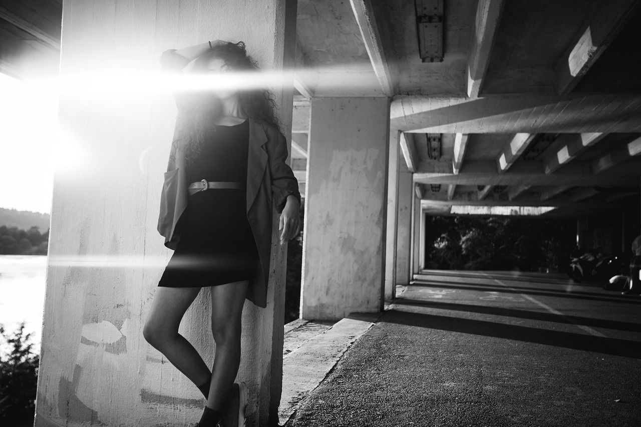 性格内向孤僻如何去改变,内向不会说话该怎么改变