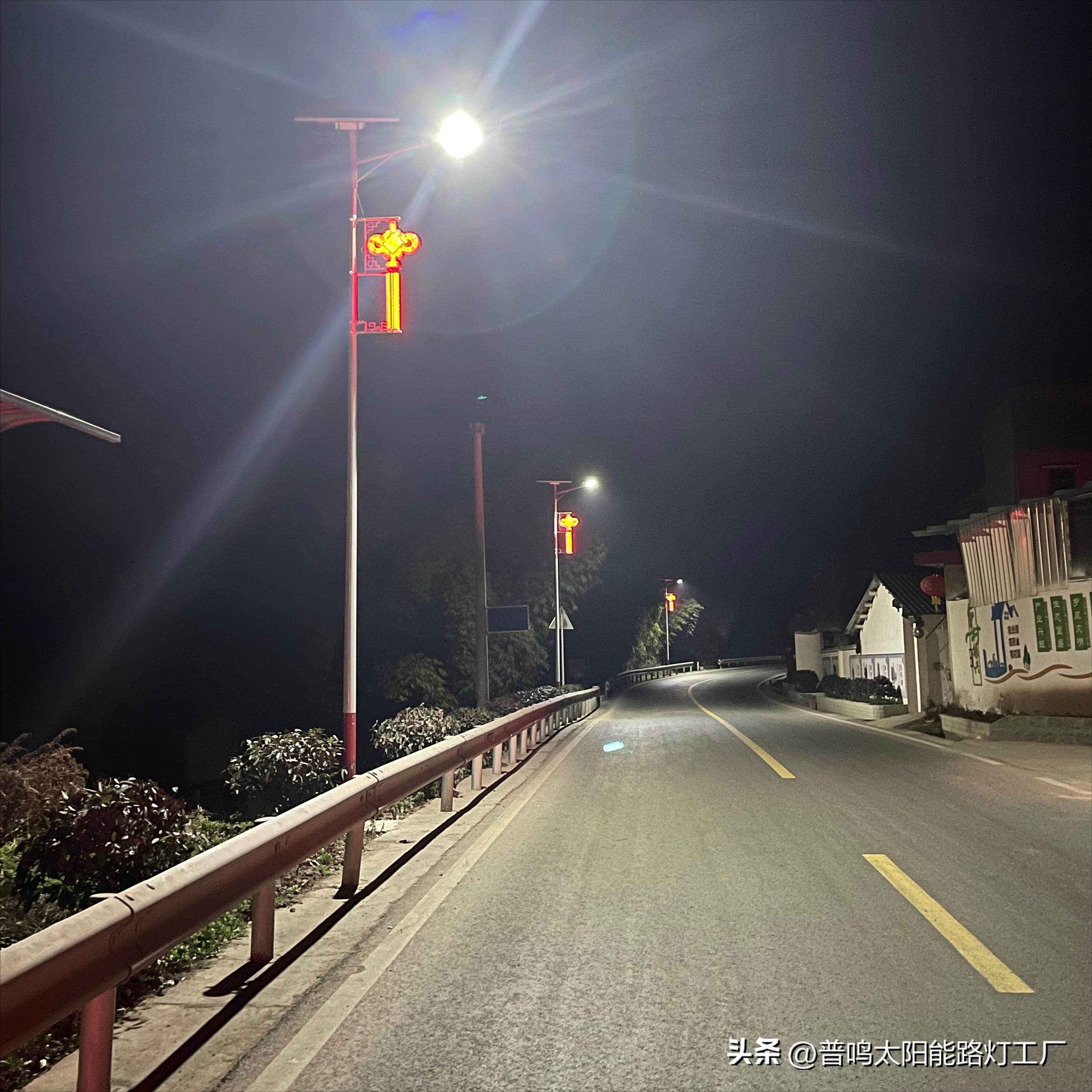 4米太阳能路灯安装报价明细,道路太阳能路灯指导安装