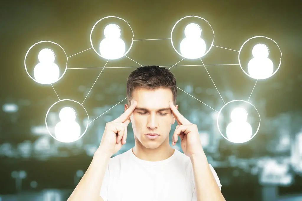 美女直播吸金83.8亿！陌陌如何解决用户被骗、被杀、被下套？