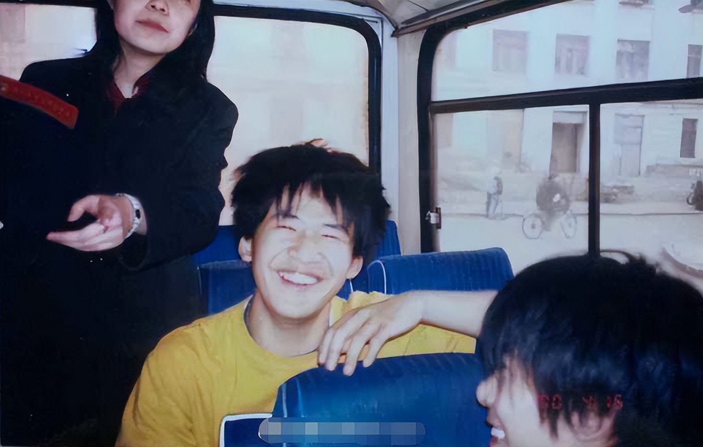 真实的大张伟现状,大张伟被抛弃的勇气