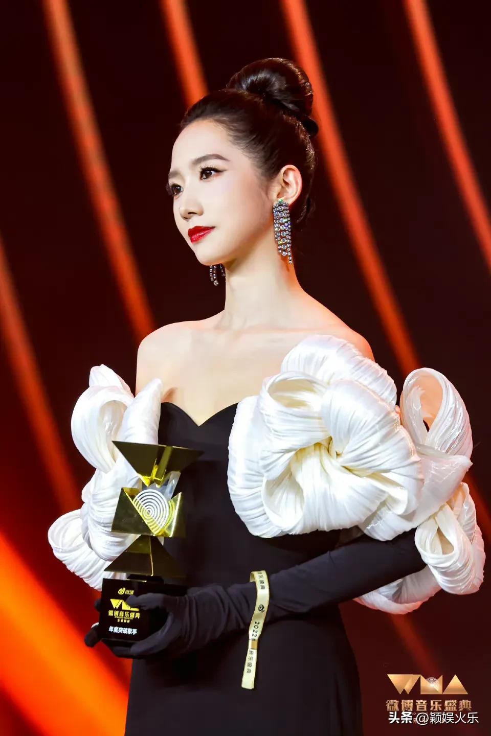 2022年度微博音乐盛典,众女星走红毯,明星高清壁纸