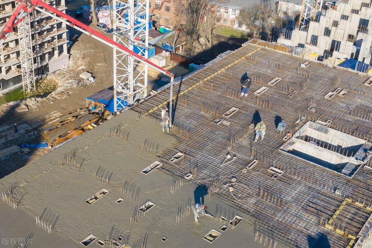 什么混凝土导致泵车摆缸不动,混凝土泵车摆缸一侧回缩不到位