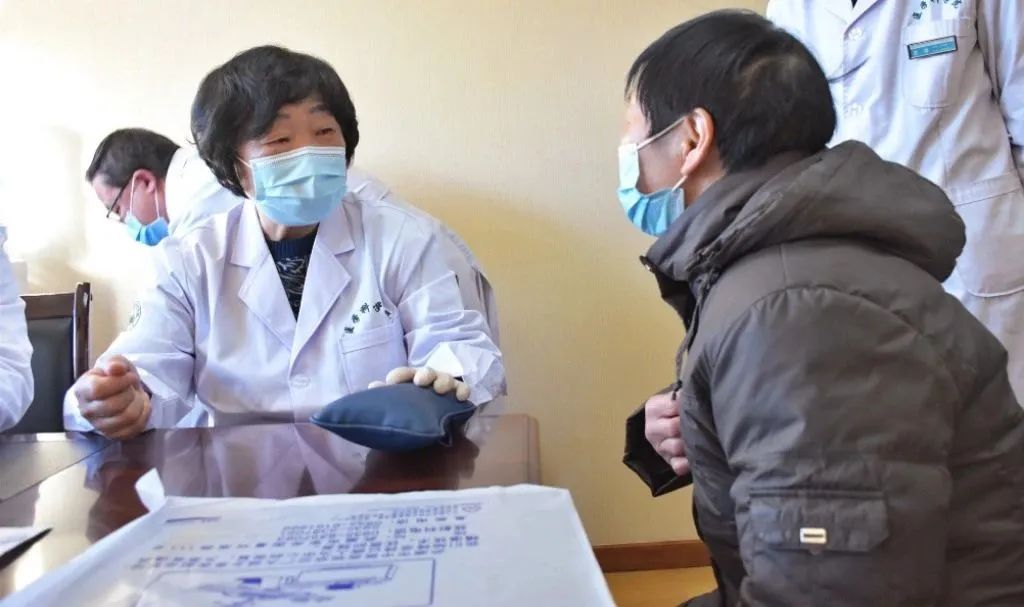 【便捷就医保健康】著名中医专家轮流坐诊不间断