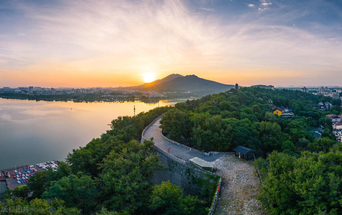 2023年6月26日生肖运势预报,2023年6月1日生肖运势视频介绍