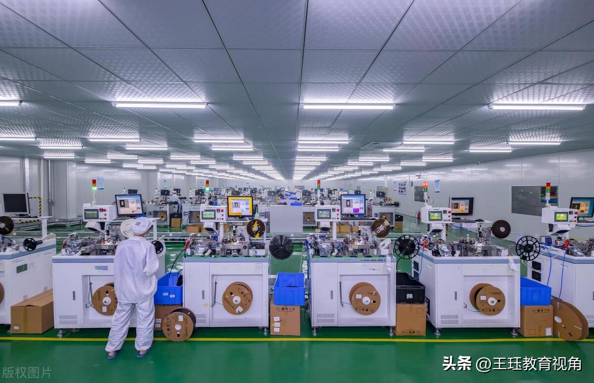 电子信息工程专业与通信工程专业,与电子信息工程技术相关的专业有