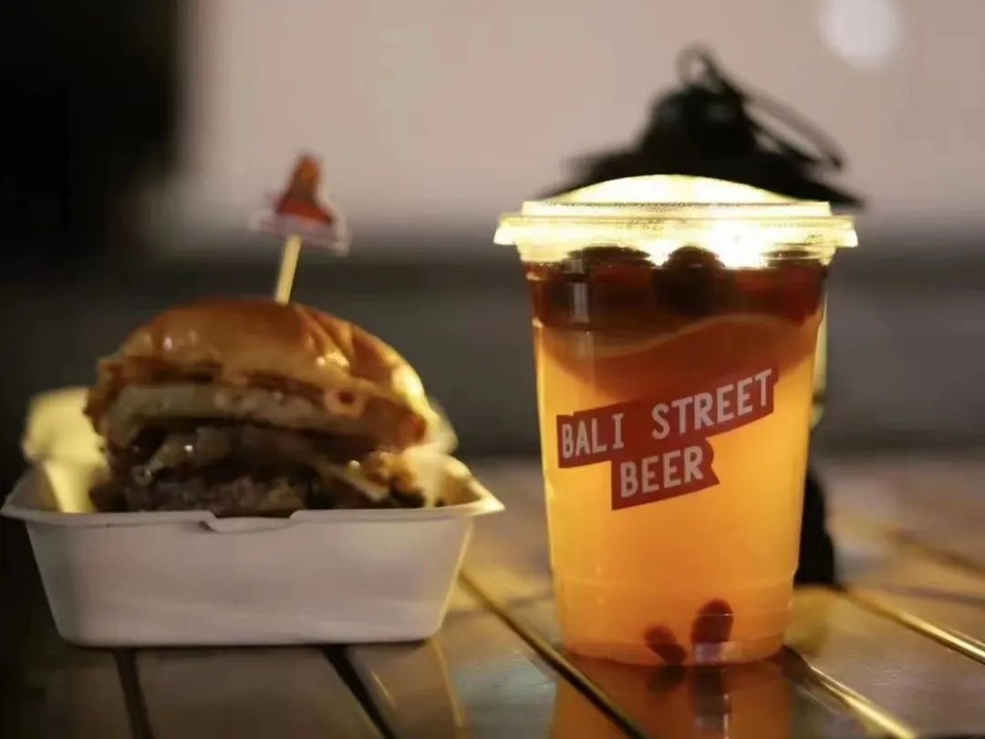 世界杯卖啤酒,世界杯啤酒有多火爆