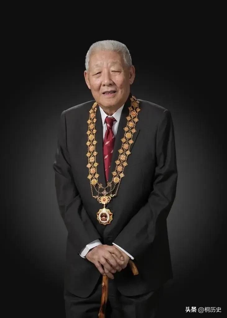 东方红一号在太空中停留了几年,东方红一号现在还在太空上吗