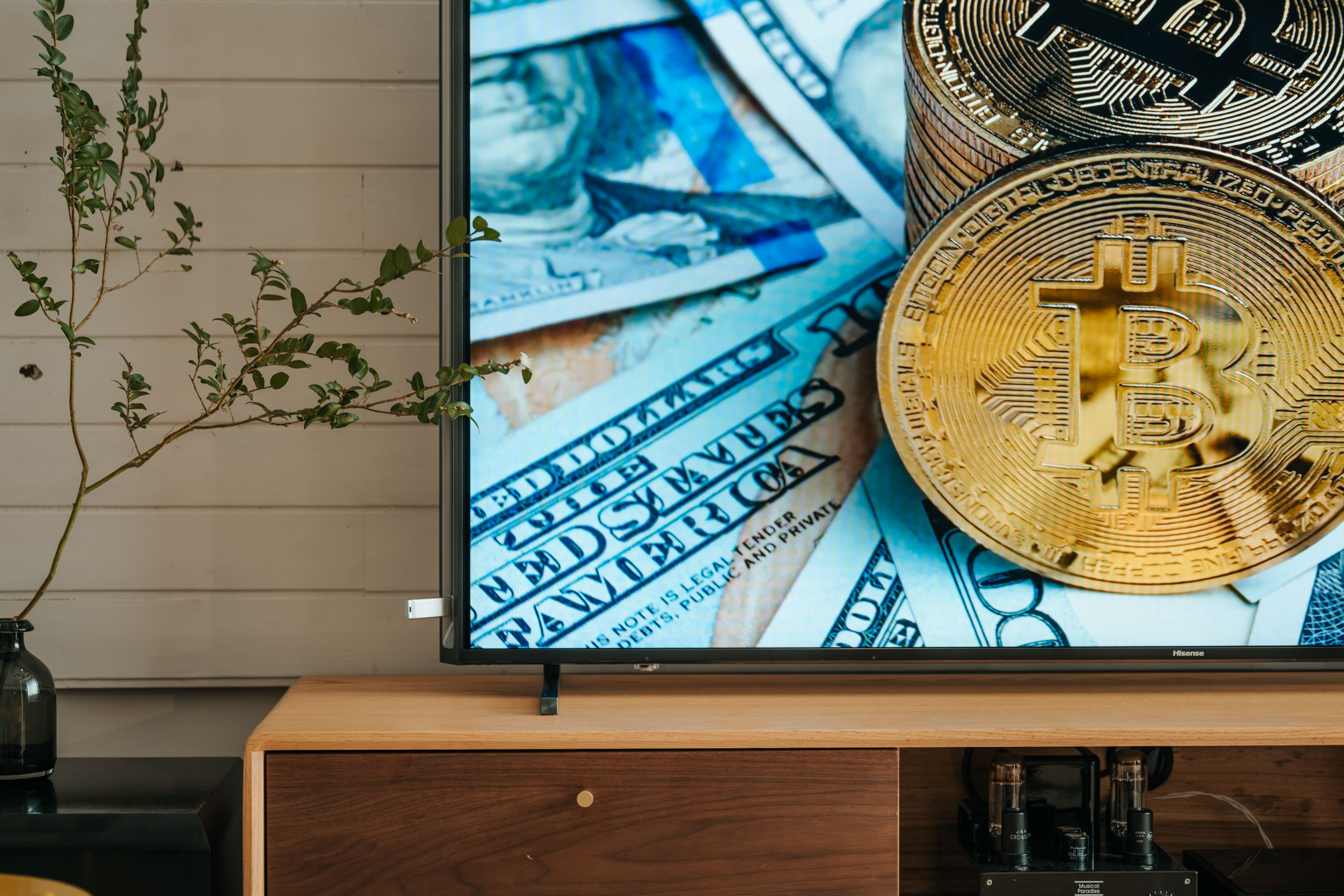 海信u8h电视怎么看配置,海信u8h是目前最好的电视吗