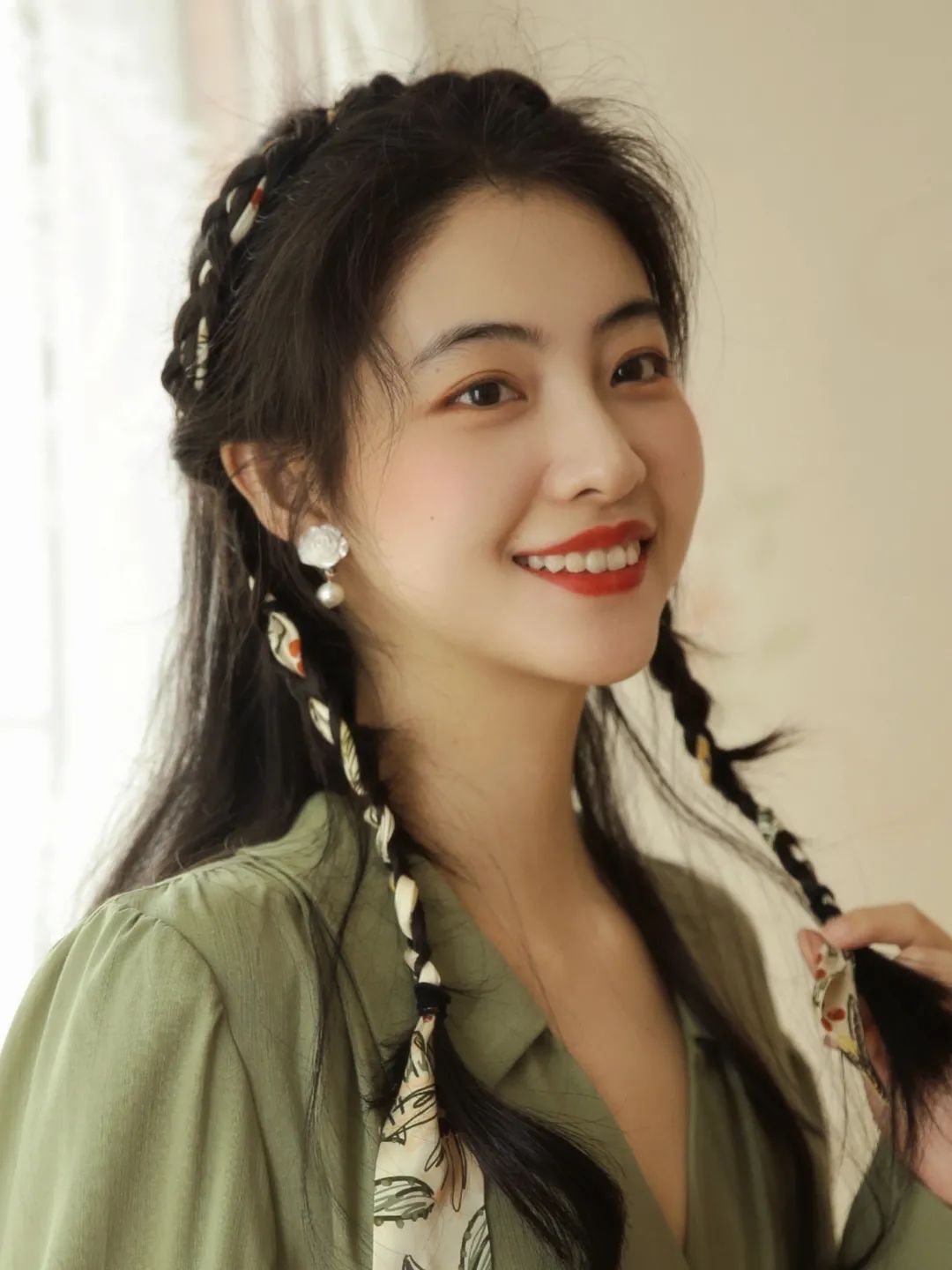 杨超越整过容吗,杨超越有没有整过容