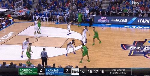 字母哥对决东契奇,东契奇与字母哥10大综合能力对比