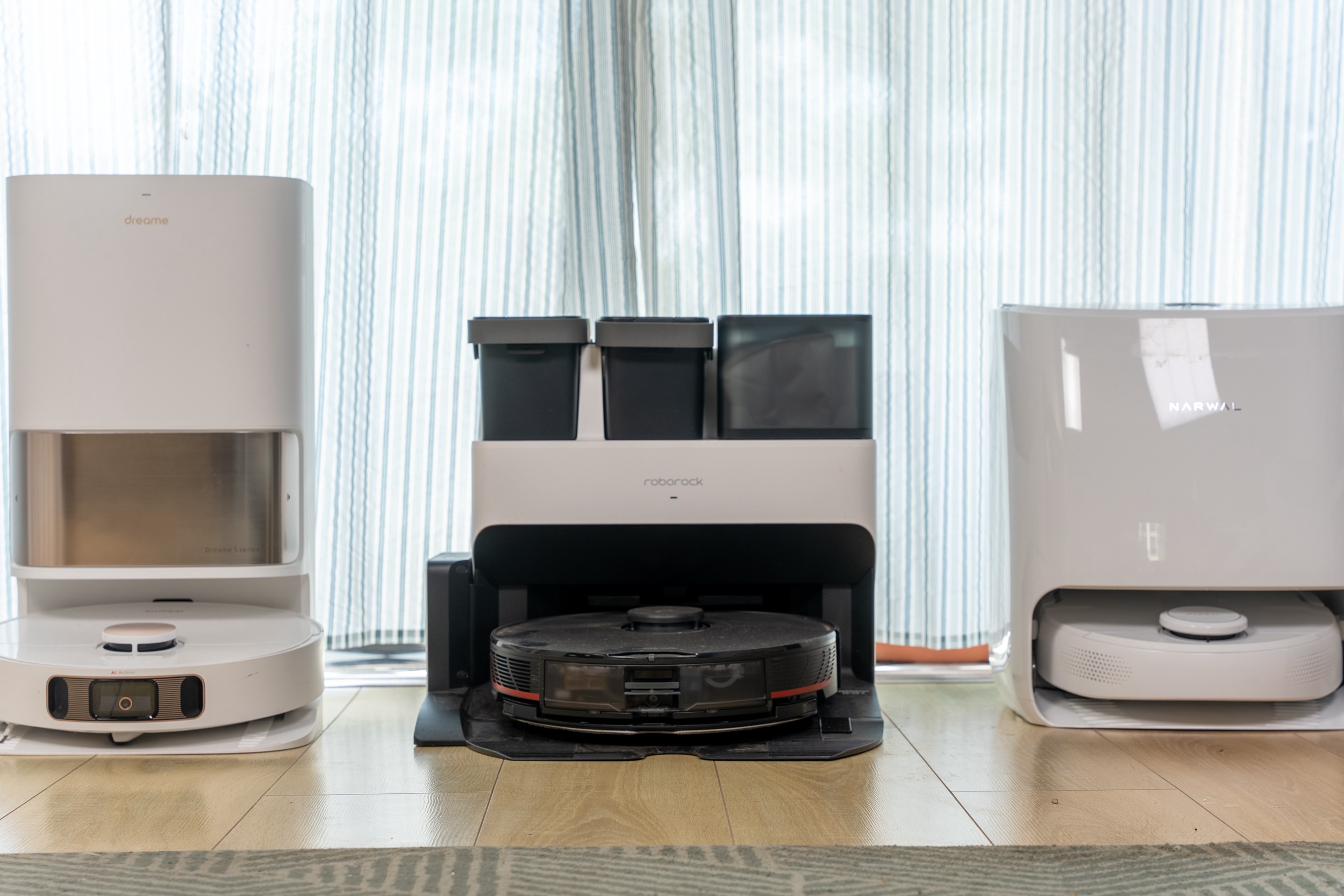 扫地机器人科沃斯和石头选哪个,科沃斯追觅扫地机对比测评