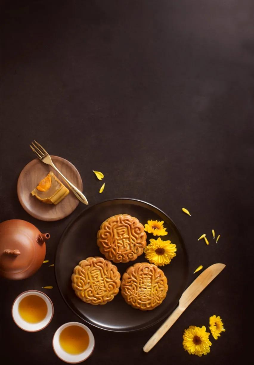 中秋月亮壁纸图片,中秋节吃月饼背景图片