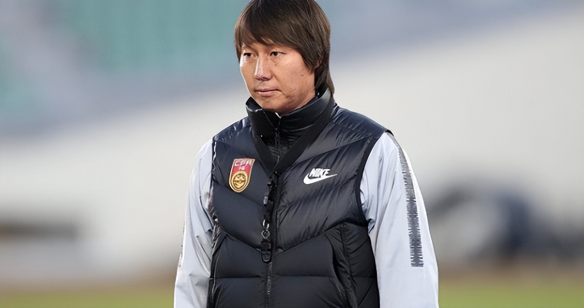 国足蛀虫李铁：罪行不止敛财上亿，戴罪立功曝光足坛背后*b大**oss