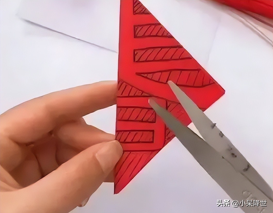 怎么折纸鞭炮可以响的,鞭炮手工制作幼儿园卡纸折纸