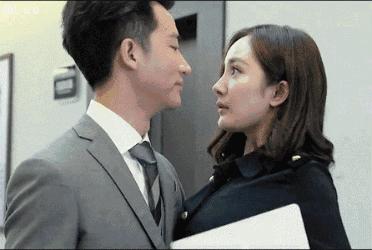 杨幂新剧状态对比,杨幂新剧没有滤镜老态