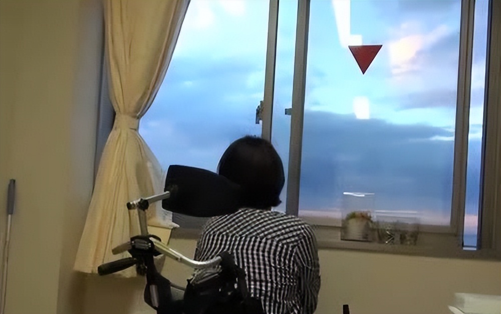 日本女子安乐死，仅仅4分钟从清醒到结束，遗言让亲人泪流满面