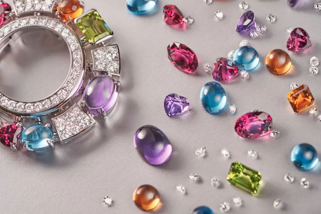 lady gaga和黑寡妇 (gaga今年格莱美礼服)