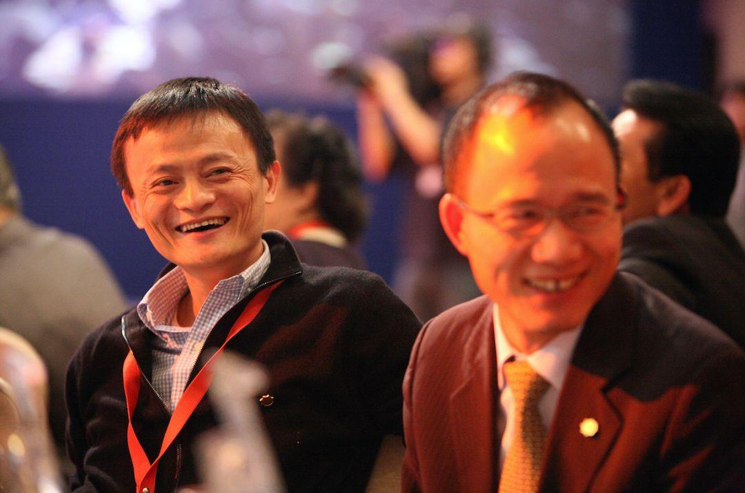 投资巨头争锋！新航向定下，百亿级城市即将崛起