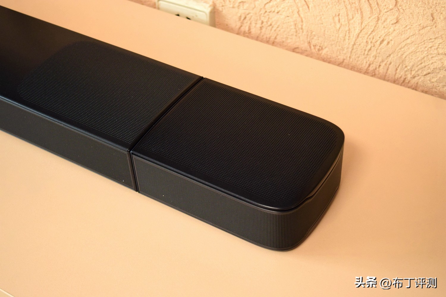 回音壁怎么调试音响效果,如何在家打造一个影院