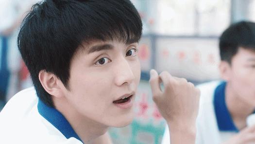 内娱换血最惨男星,内娱当前最红火的4位男星