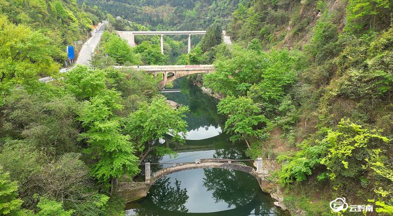 万桥飞架托起贵州发展坦途,贵州万桥飞架图片