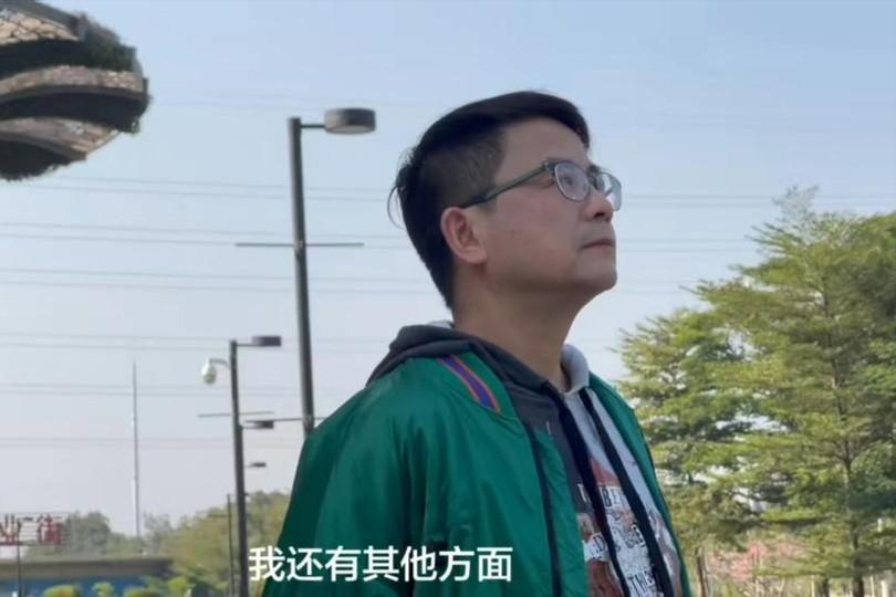 年轻和成龙、周星驰演戏，老了隐居河北农村，68的林威活的太飒了