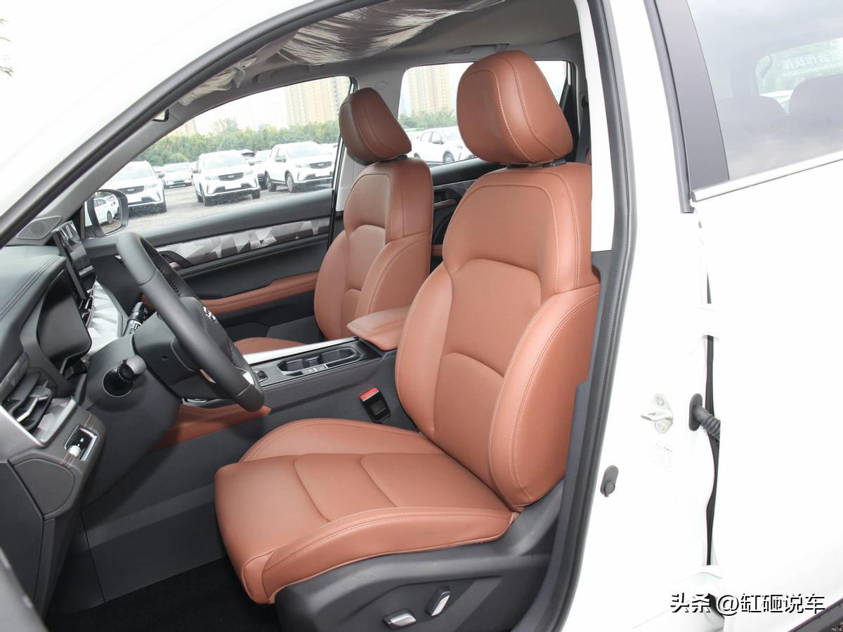 油耗最低的suv吉利远景x6用车感受,性价比最高的suv吉利远景x6