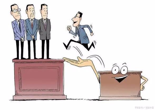 同事要害你的三个征兆,工作中被同事阴了该怎么反击