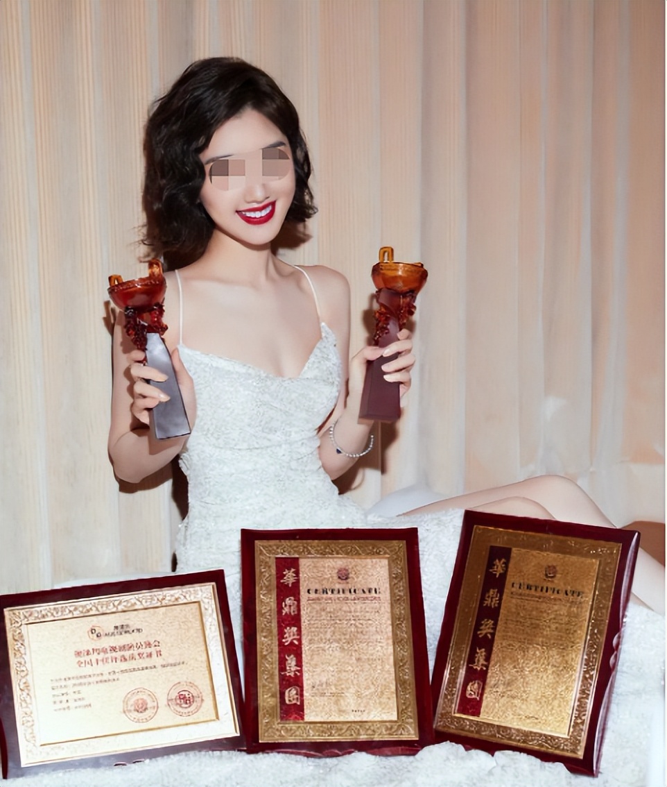 吴谢宇案庭审细节首次公布引关注,吴谢宇4案庭审细节曝光