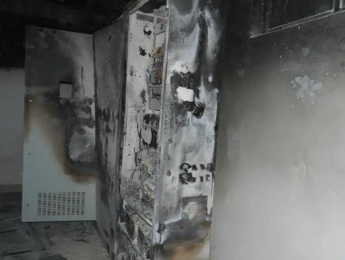 铅酸蓄电池起火用什么灭火,阀控密封式铅酸蓄电池会不会爆炸