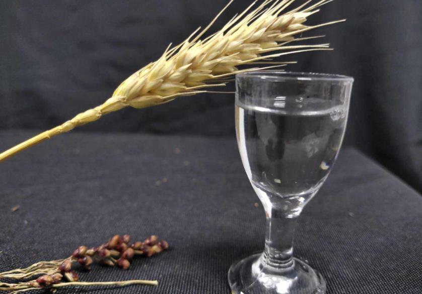 于晓光秋瓷炫出去吃早餐,秋瓷炫于晓光喝酒