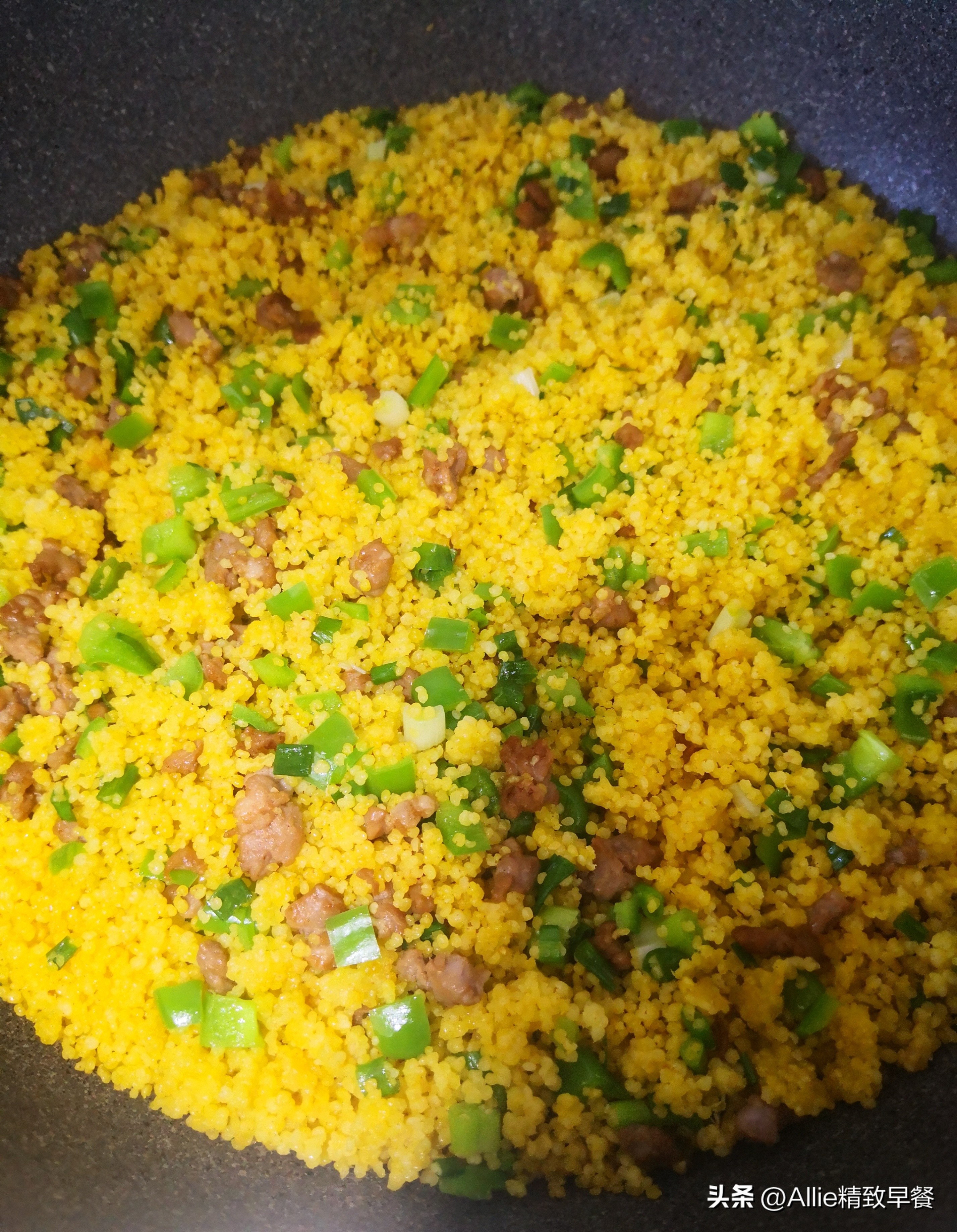 小米别再蒸着吃教你个新吃法,小米别熬粥了教你新的方法