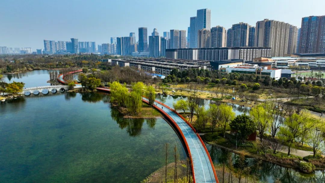 生活在公园城市,生活在公园城市里