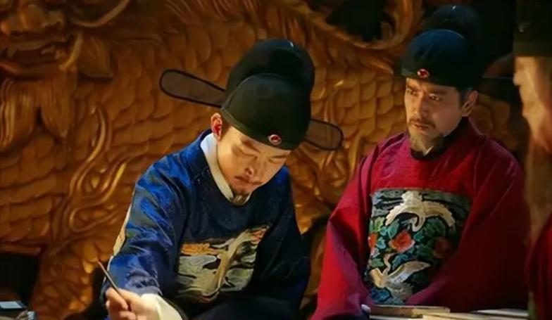 古代一两银子相当于现在多少工资,古时候一两银子相当于现在多少钱