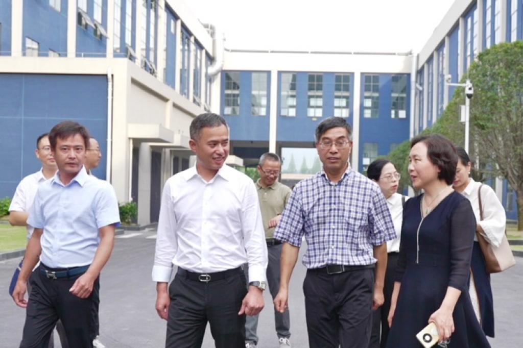 浙江丽水华威门业,浙江华威门业有限公司丽水市