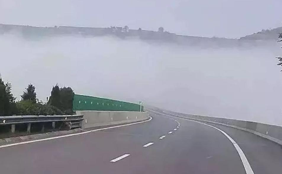 湖南高速多车相撞事故现场图片,湖南高速多车相撞事故真相