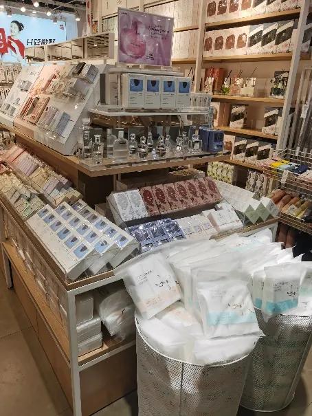 名创优品香水爆红,名创优品发财香氛