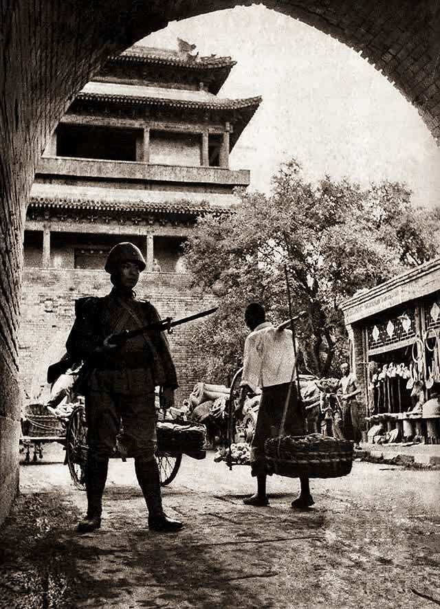 九一八事变日军侵华真实影像,日军侵华罪行全记录